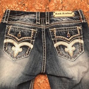 Buckle Rock Revival Everly size 29 Mid Rise Skinny